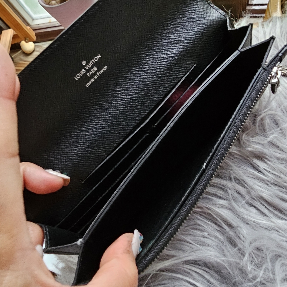 TAIGA WRISLET WALLET LOUIS VUITTON - Picture 3 of 7